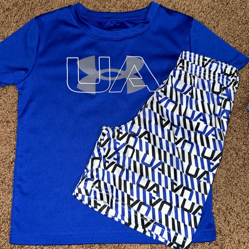 Under Armour Set, size 5